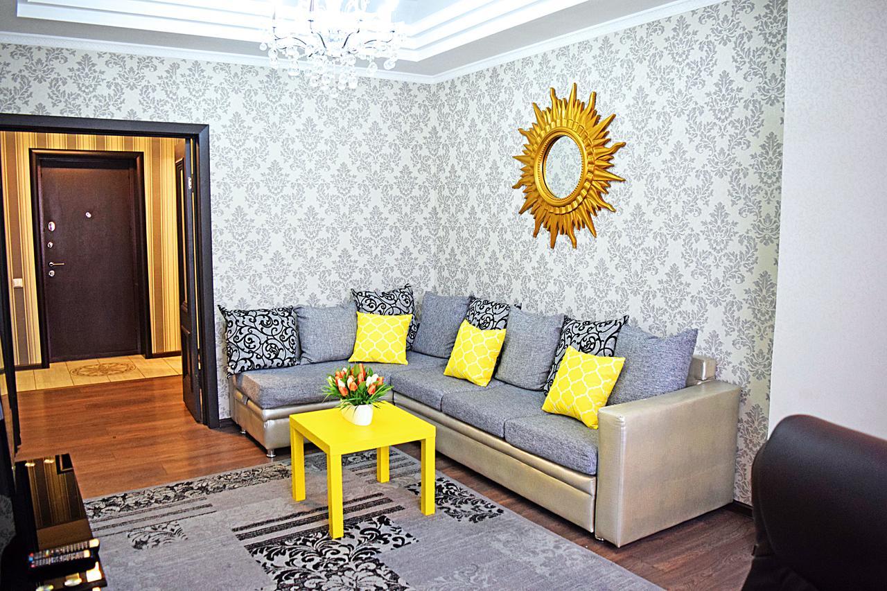 Cozyart Apartment Bishkek Exterior photo